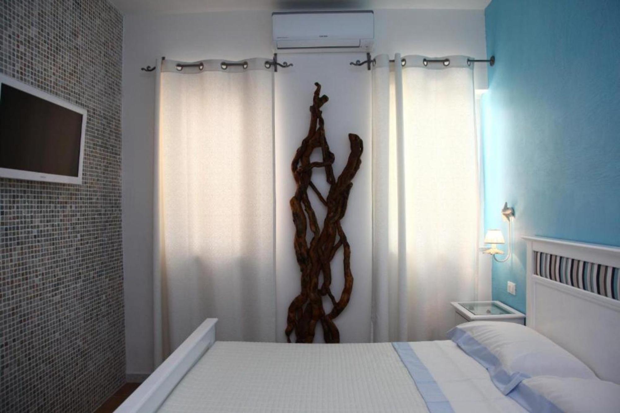 Bed And Breakfast Bagno Venezia Marina Di Carrara Exterior photo